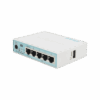 Imagen principal de Router MikroTik hEX RB750GR3: 5 Gigabit Ethernet, 1 USB v3